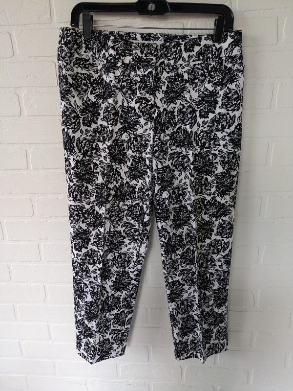 Black & White Pants Cropped Chicos, Size 4 on Sale